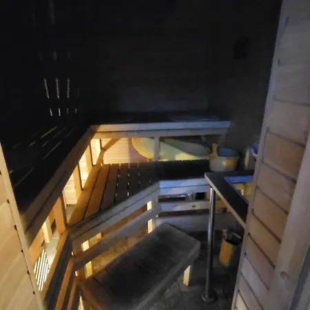 Private House With A Garden In Quiet Area In Kristiine וילה טאלין