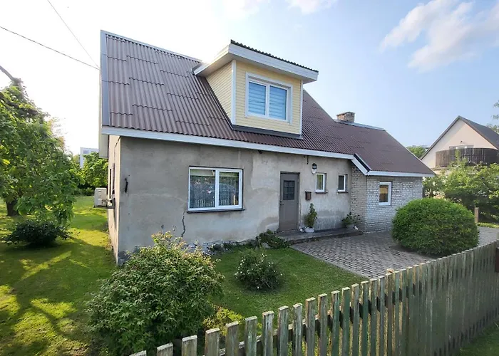 Private House With A Garden In Quiet Area In Kristiine Villa